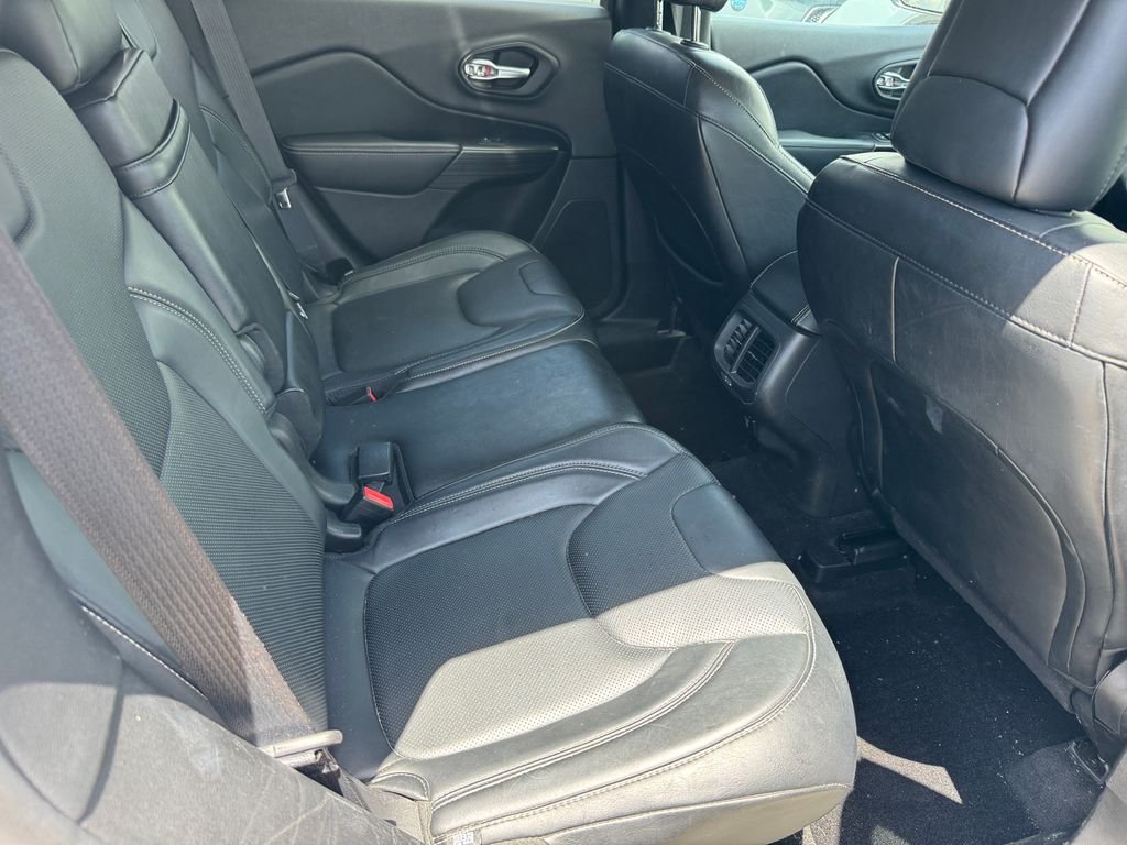 Used 2014 White Jeep Limited image 5