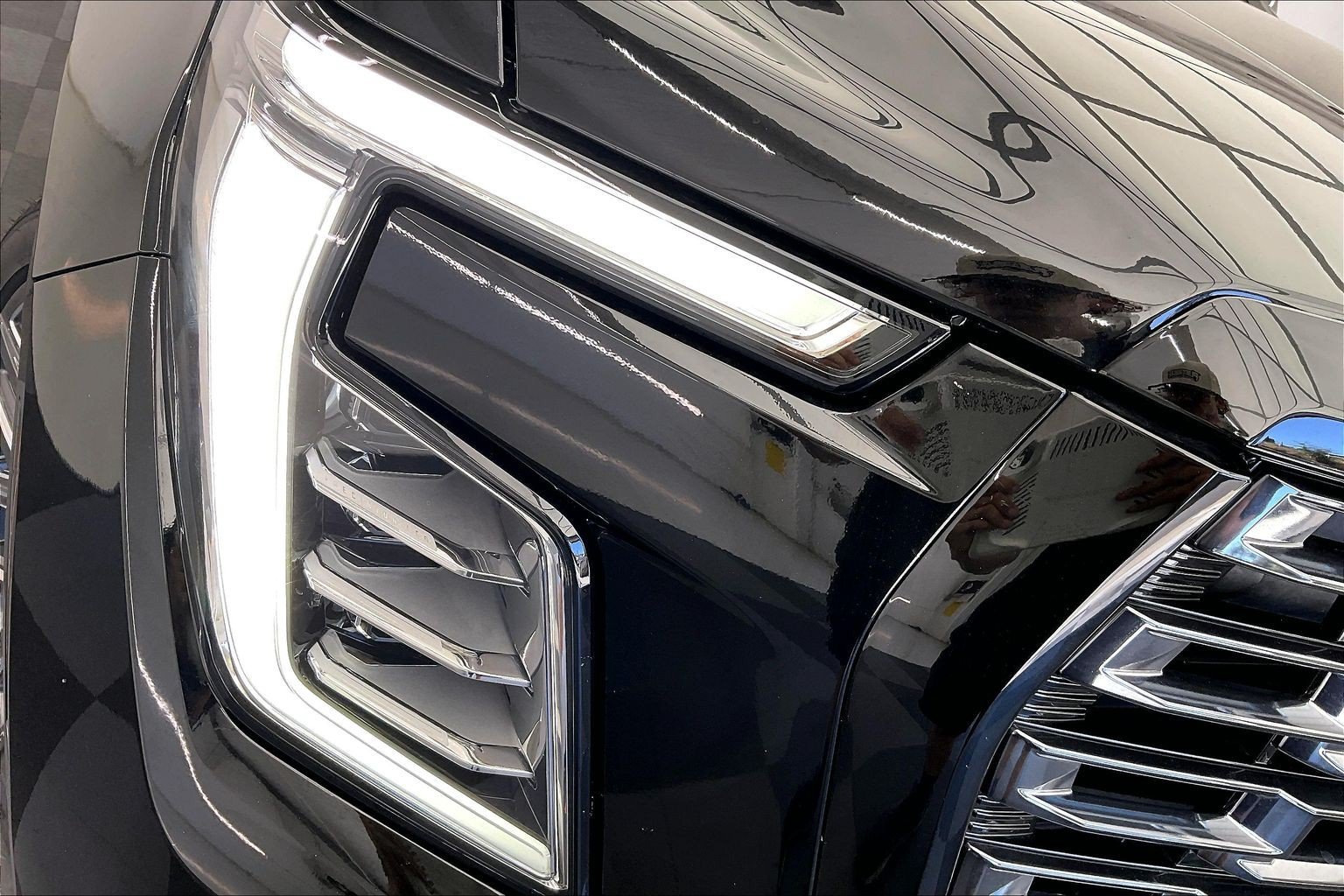 2026 GMC Yukon XL Denali Ultimate - Photo 15