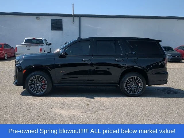 Used 2024 Black Cadillac V-Series image 10