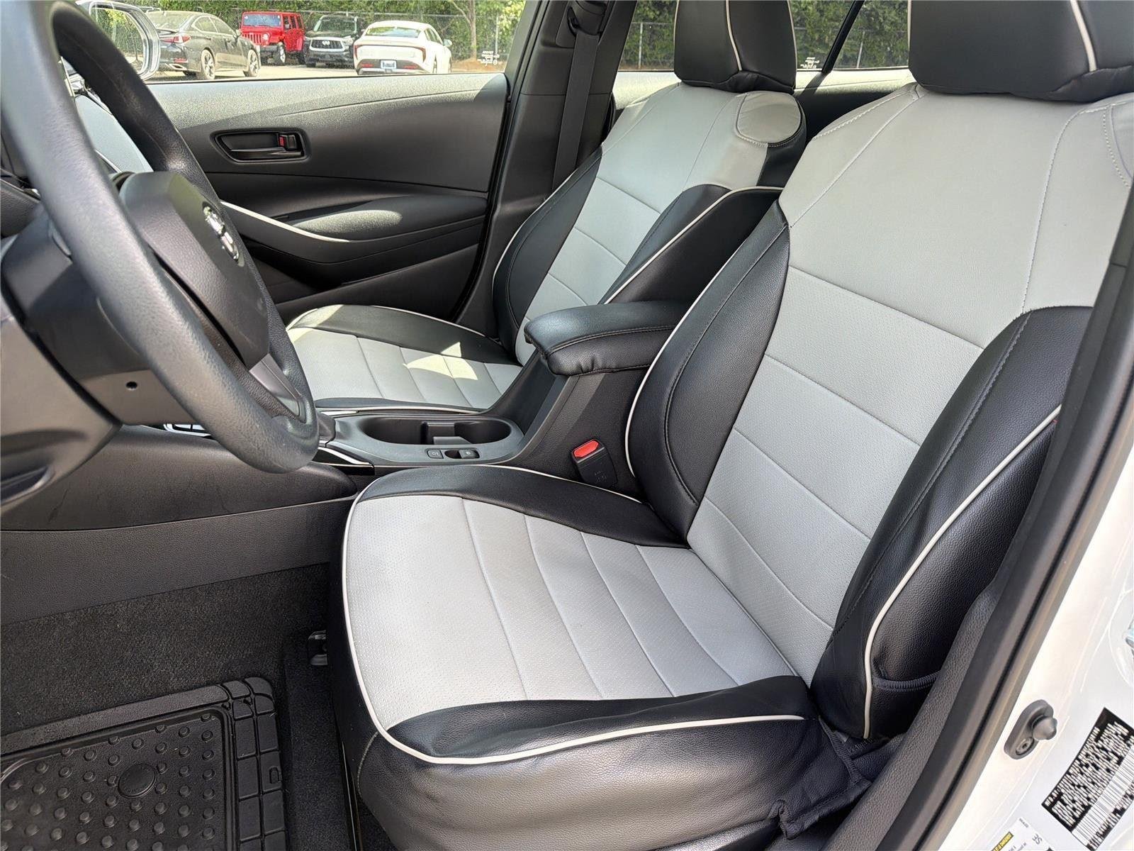 Used 2023 Ice Cap Toyota LE image 29