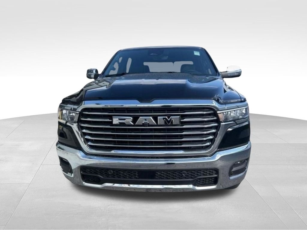 New 2026 Diamond Black Crystal Pearl-Coat Exterior Paint RAM Laramie image 2