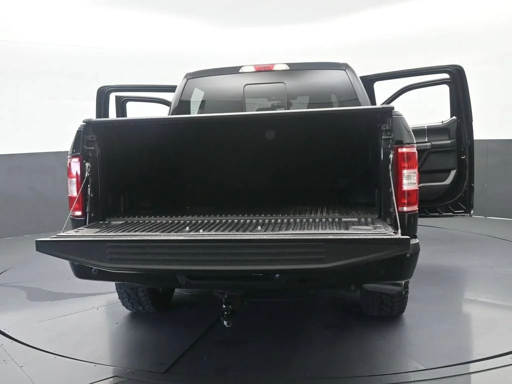 Used 2020 Black Ford XL image 70