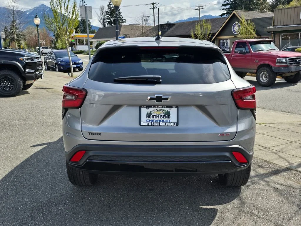 2025 Chevrolet Trax RS - Photo 6