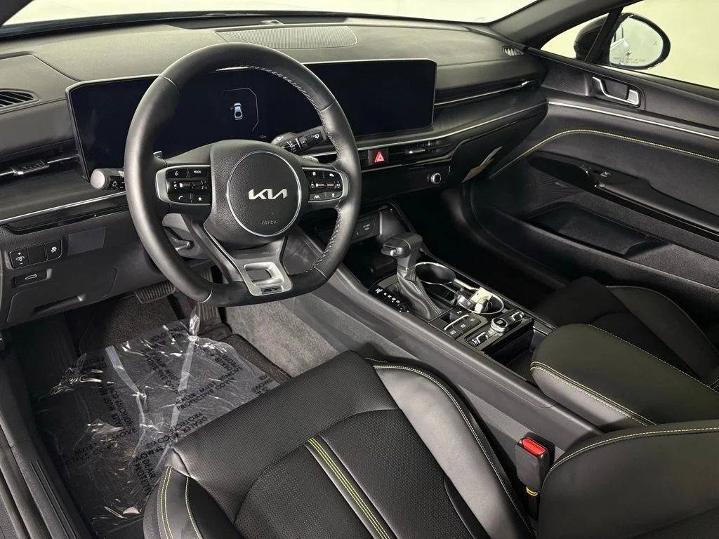 New 2026 Steel Matte Gray Kia GT image 18