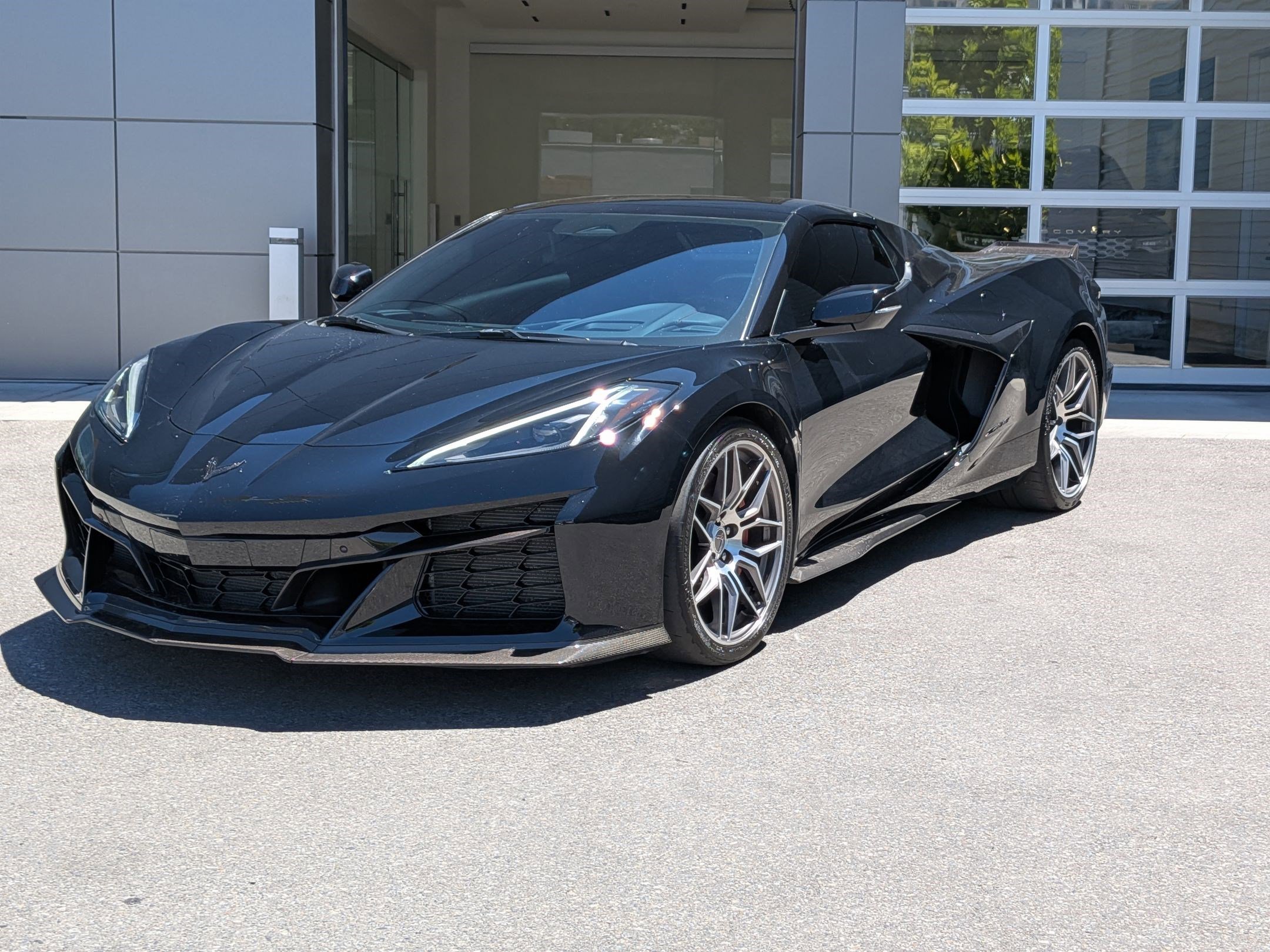 Used 2024 Black Chevrolet 3LZ image 8