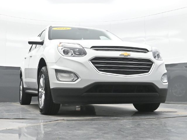 Used 2016 White Chevrolet LT image 22
