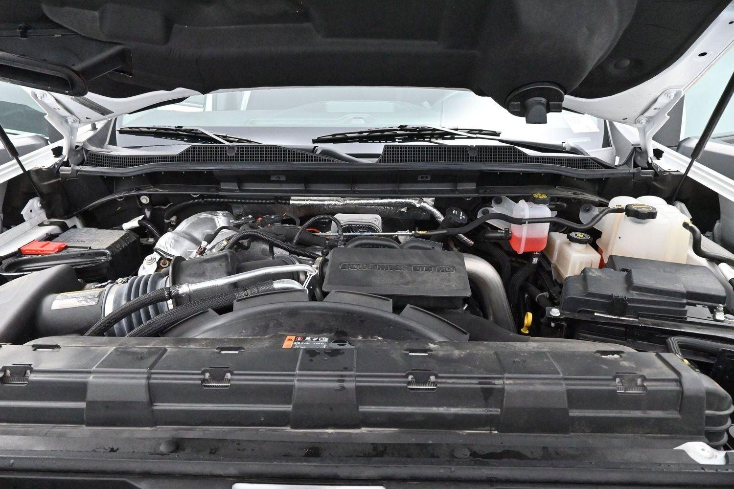 Used 2024 Summit White Chevrolet Custom image 34