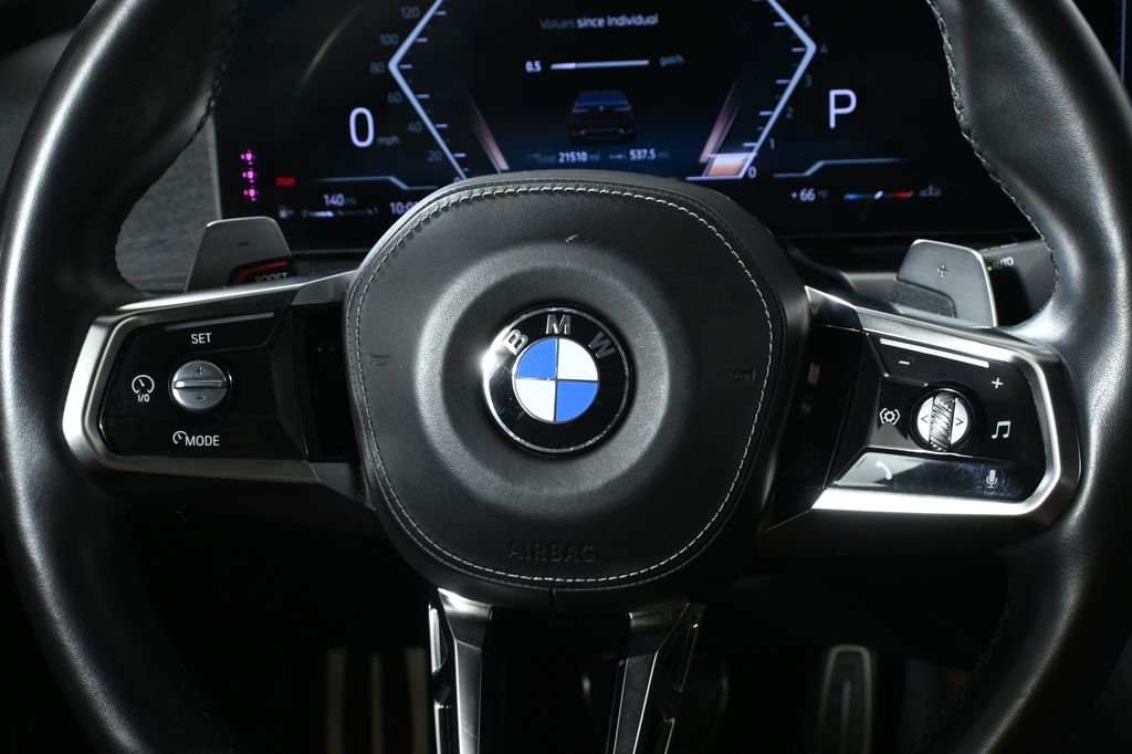 Used 2024 Black BMW 760i xDrive image 18