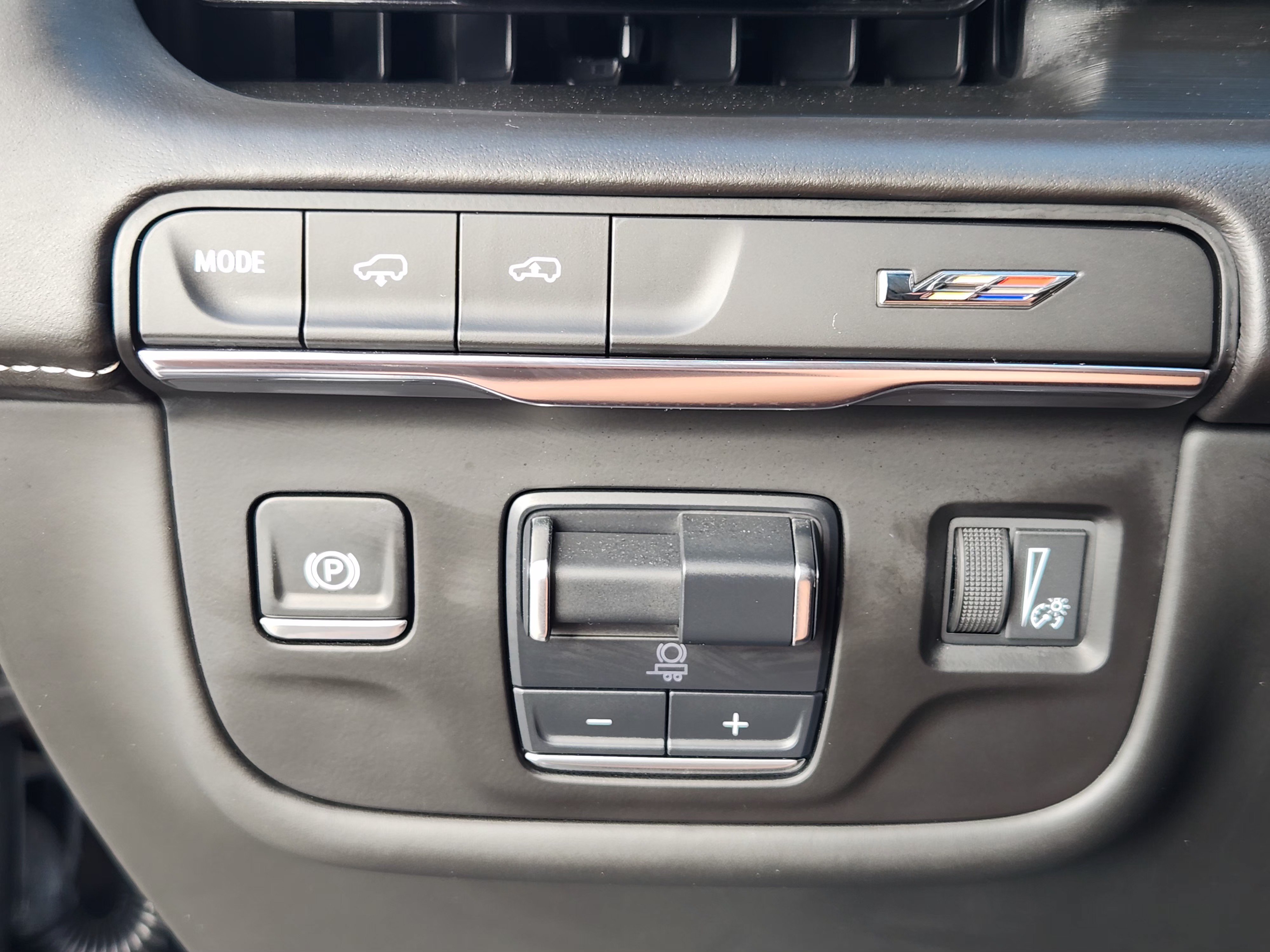 Used 2024 Black Raven Cadillac V-Series image 23