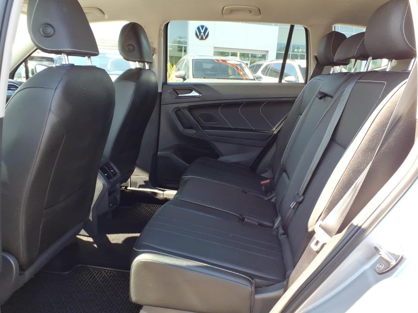 Certified Used 2023 PYRITE SILVER Volkswagen SE image 13