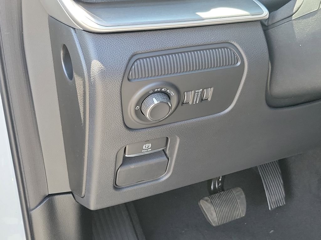 New 2026 Bright White Clearcoat Jeep Limited Altitude image 20