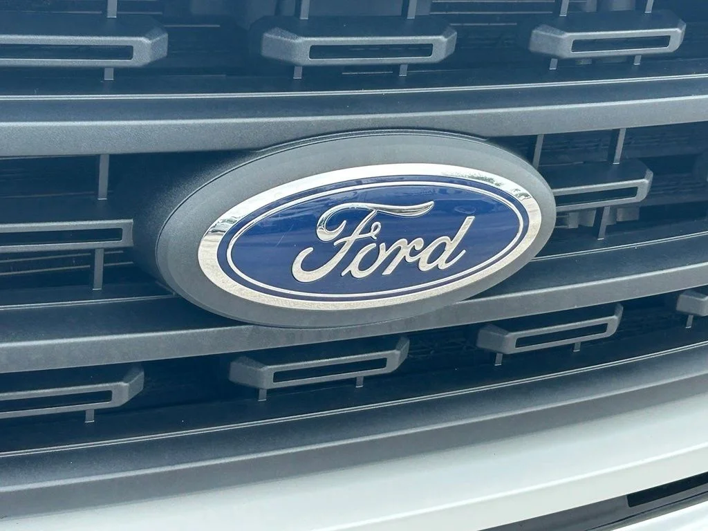 Used 2023 Oxford White Ford XL image 20