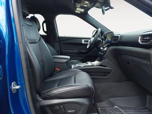Used 2022 Blue Metallic Ford ST image 9