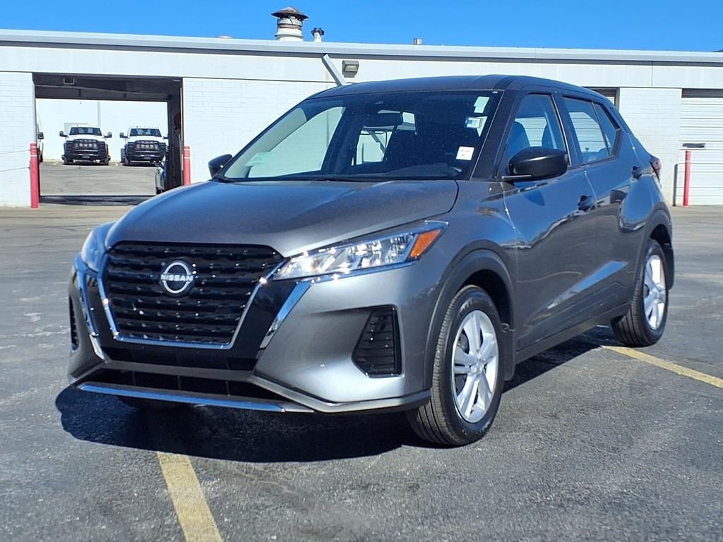 Certified 2025 Nissan KICKS PLAY Base with VIN 3N1CP5BV0SL489734 for sale in Kansas City