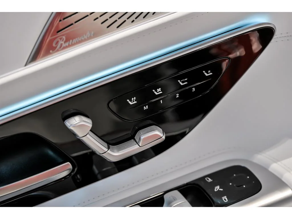 New 2026 MANUFAKTUR garnet red metallic (Red Ambiance) Mercedes-Benz Mercedes-Maybach SL 680 image 13