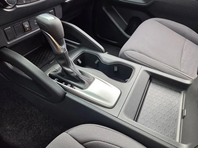 New 2026 Glacier White Nissan Crew Cab S image 17