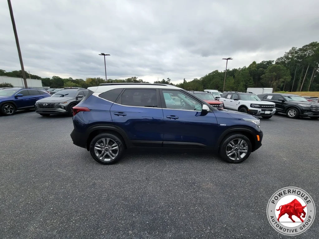 Used 2022 Blue Kia S image 6