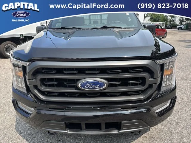 Used 2023 Black Ford XLT image 10