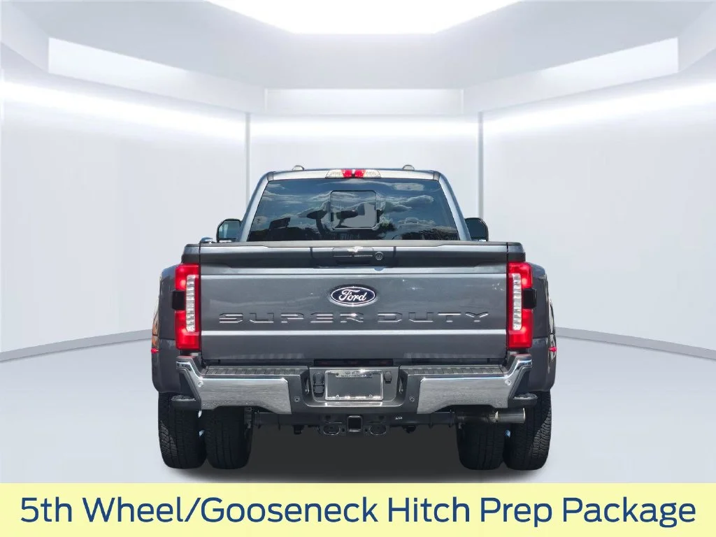 New 2027 Gray Ford Lariat image 20