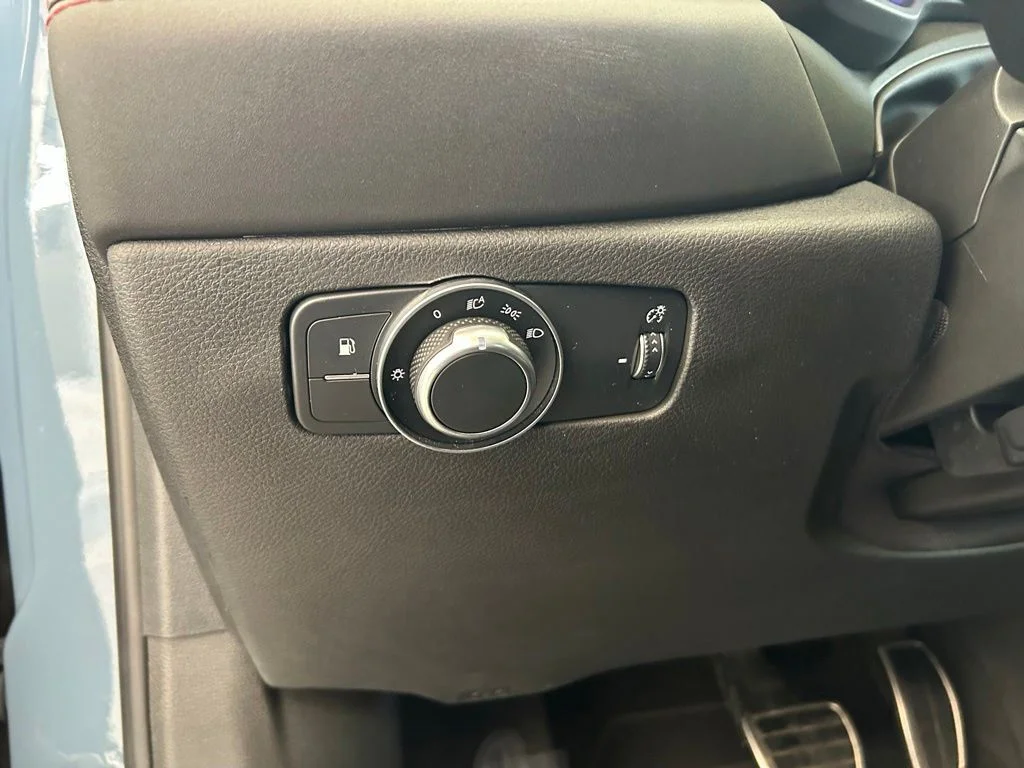Used 2025 Blue Dodge R/T image 39