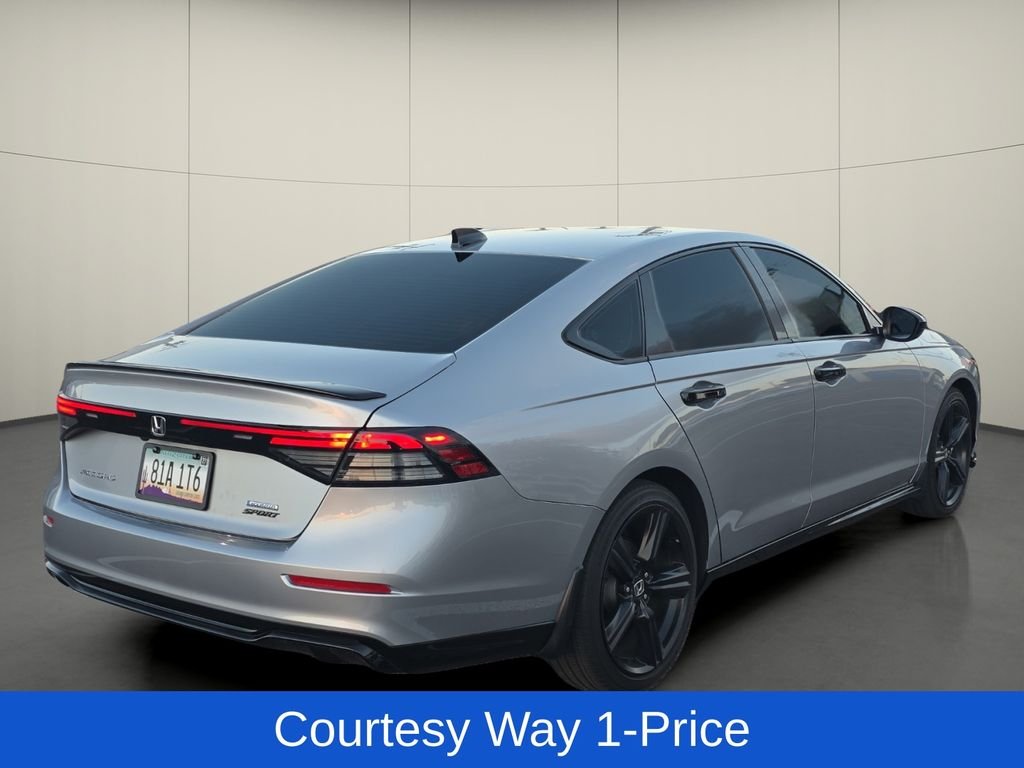 Used 2023 Gray Honda Sport-L image 9