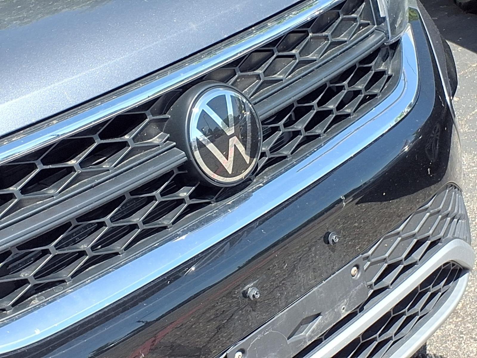 Certified Used 2024 WHITE Volkswagen SE 4Motion image 31