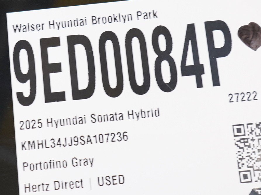 Used 2025 Portofino Gray Hyundai SEL FWD image 32
