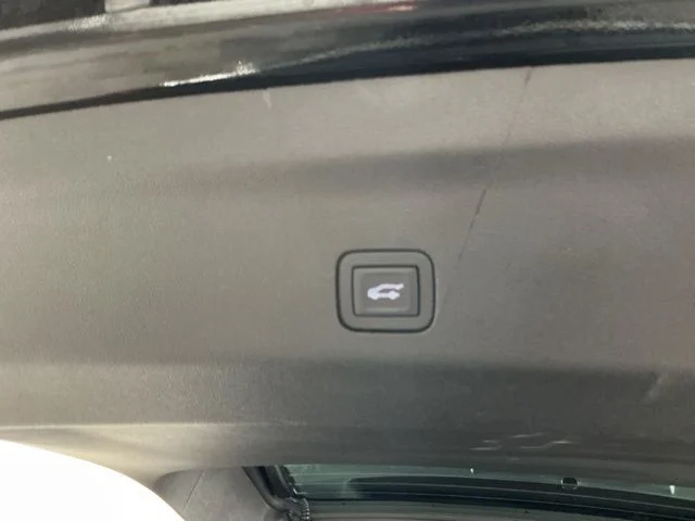Used 2026 Black GMC Denali image 33