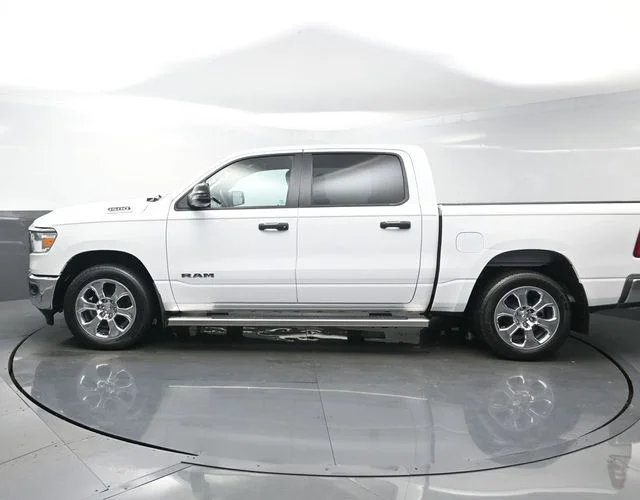 Used 2023 White Ram Big Horn/Lone Star image 4