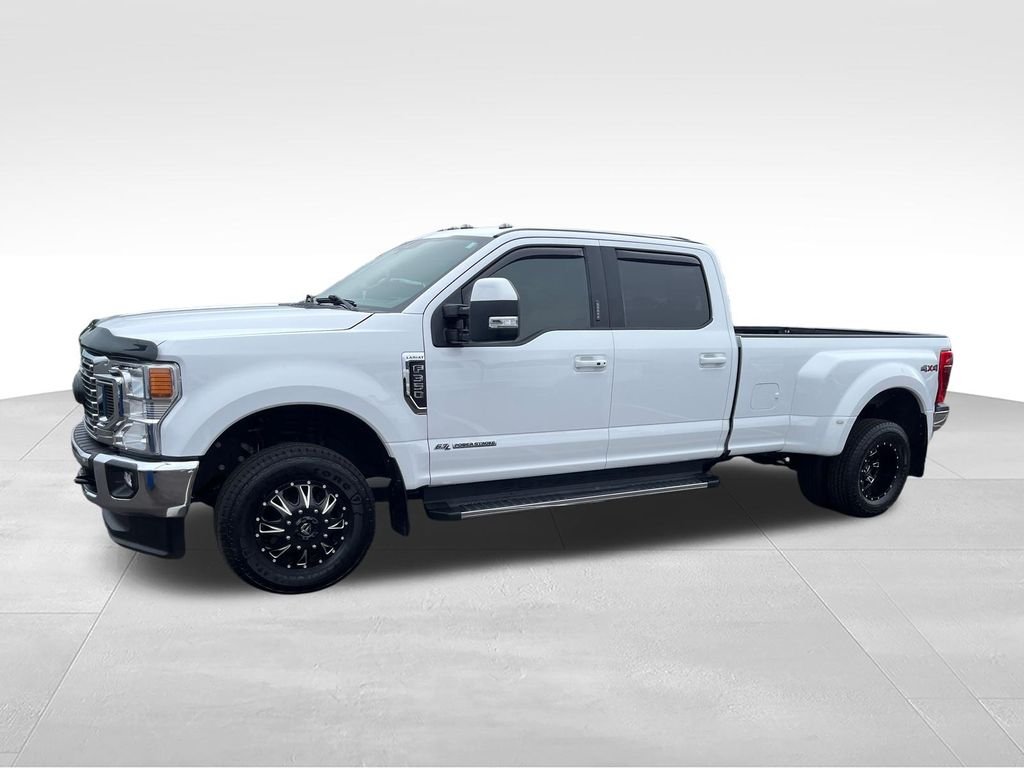 Used 2022 Oxford White Ford Lariat image 2