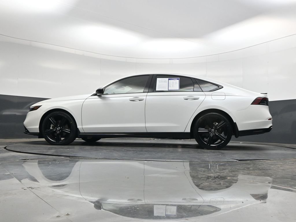 Used 2023  Honda Sport-L image 35