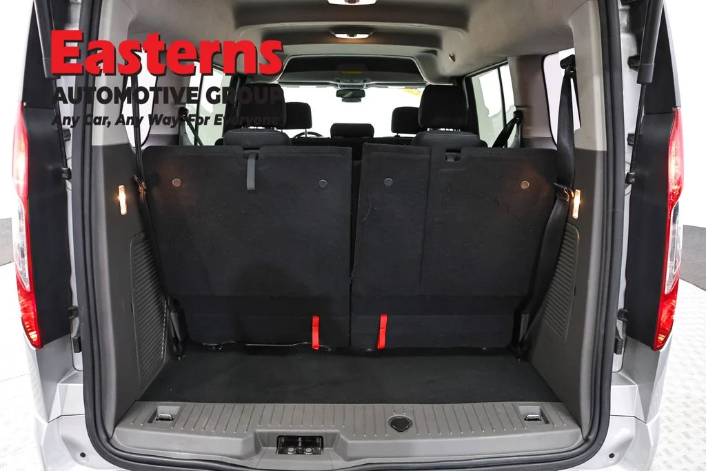 Used 2021 Silver Ford XLT image 9