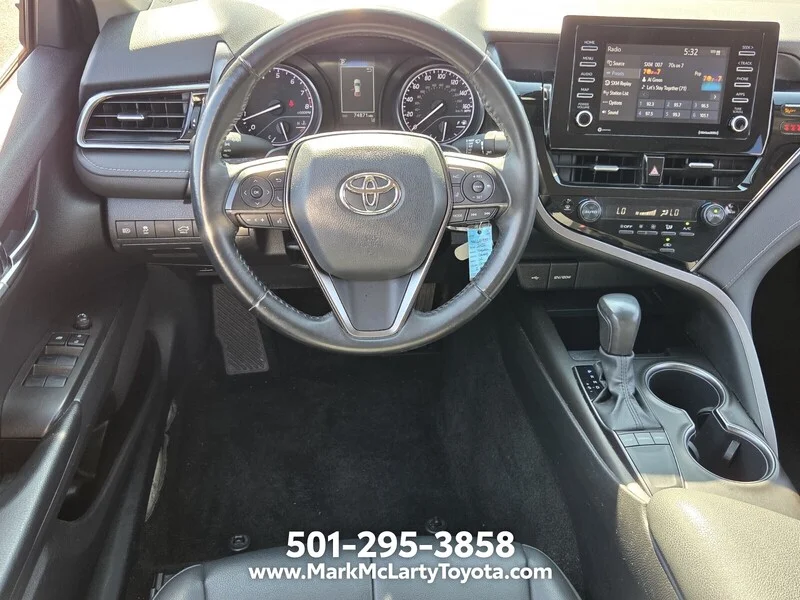 Used 2022 Predawn Gray Mica TOYOTA SE AUTO image 11