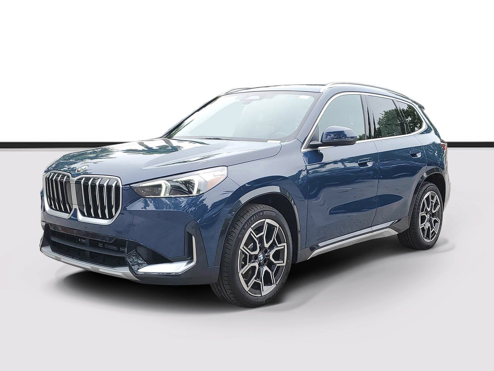 New 2026 Night Dusk Blue Metallic BMW xDrive28i image 2