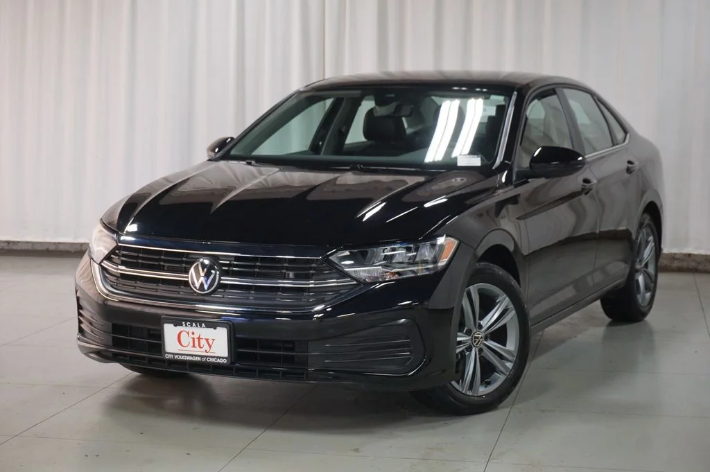 Used 2024 Deep Black Volkswagen 1.5T SE image 6