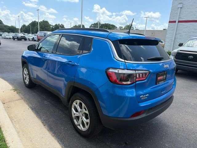 Used 2024 Blue Jeep Latitude image 7