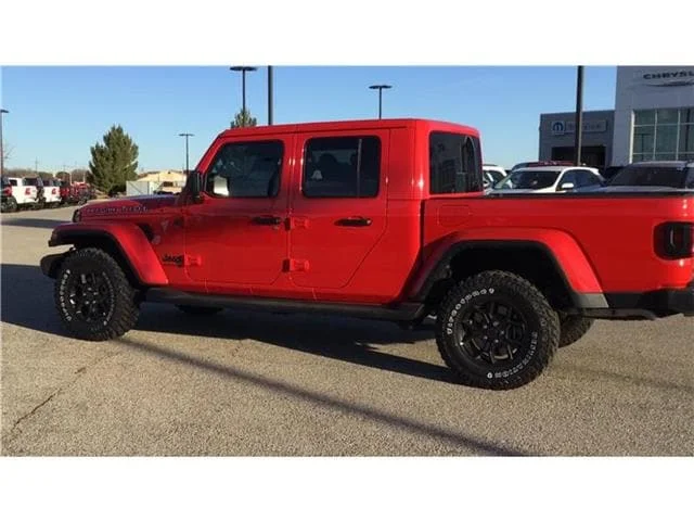 New 2025 Firecracker Red Clear-Coat  Paint Jeep HIGH TIDE 4X4 image 7