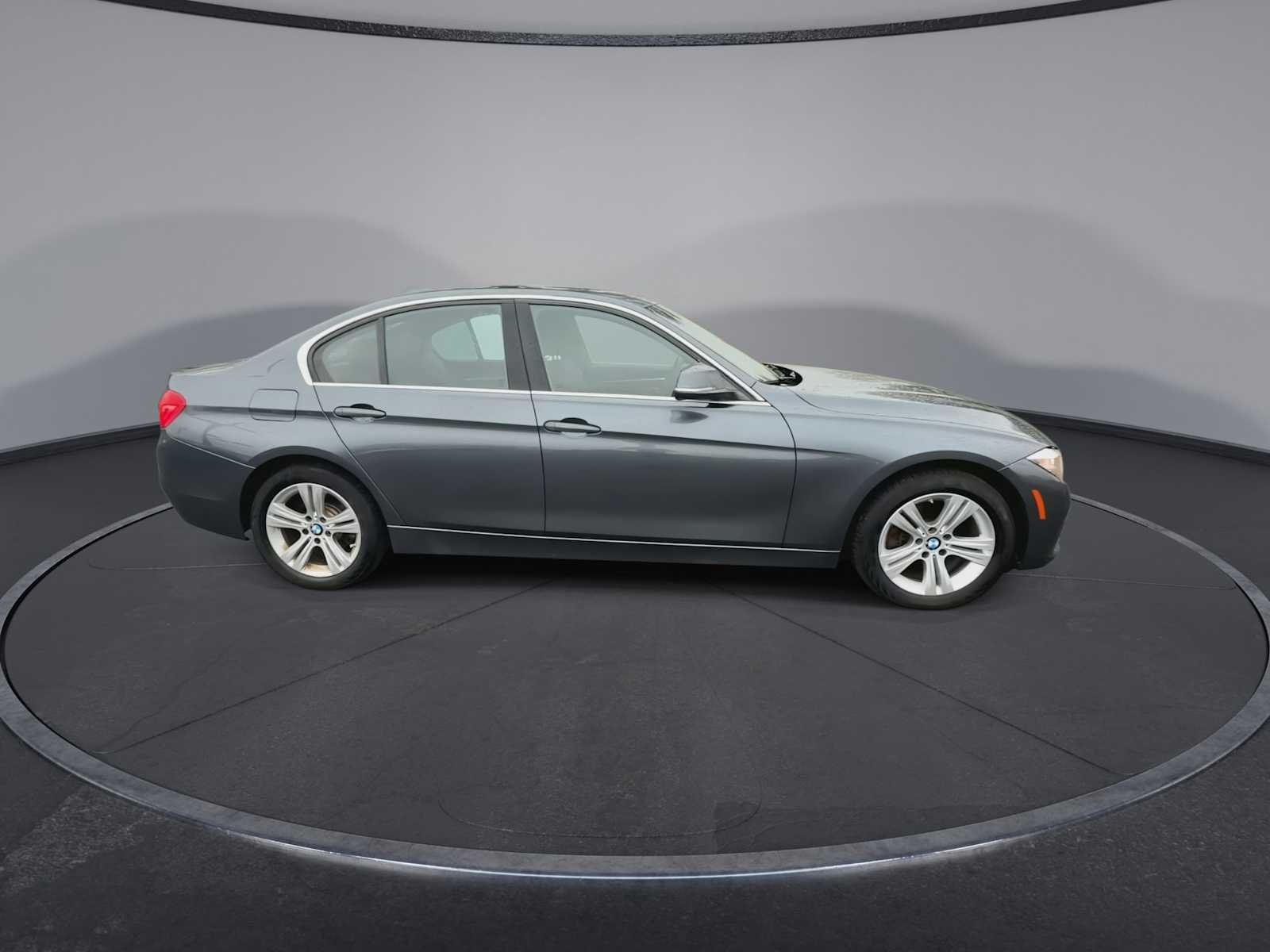 Used 2017 Mineral Gray Metallic BMW 330i xDrive image 9