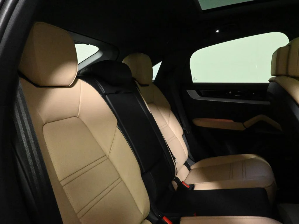 Certified Used 2026 White Porsche  image 43