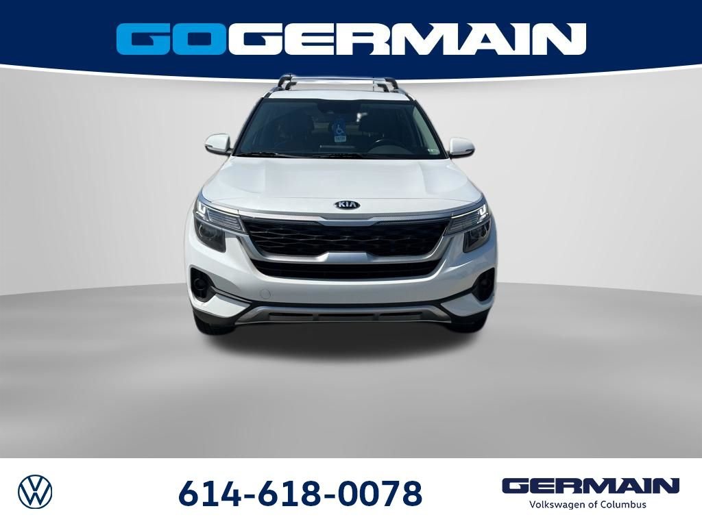 Used 2021 Snow White Pearl Kia EX image 11