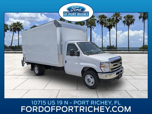 2026 Ford E-Series Cutaway E-350 SRW