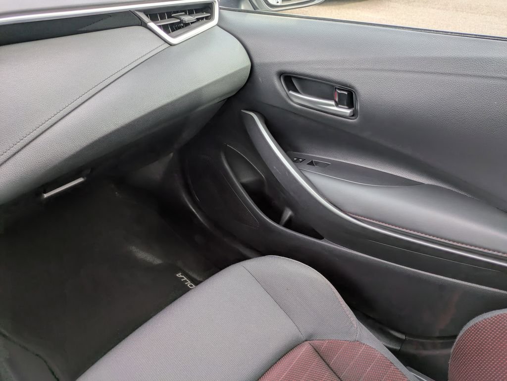 Used 2025 White Toyota SE image 18