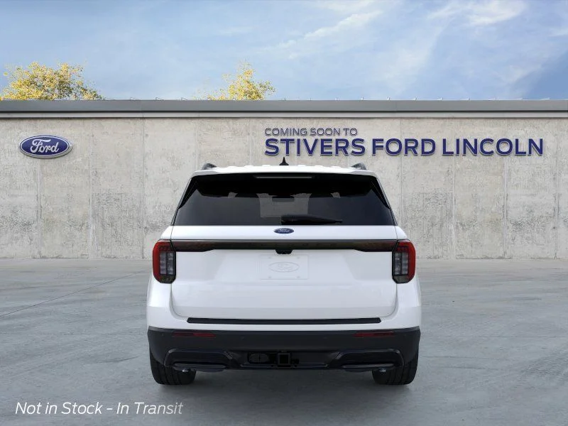 New 2026 Star White Metallic Tri-Coat Ford ST-Line image 5
