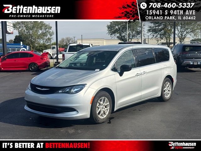 2024 Chrysler Voyager LX