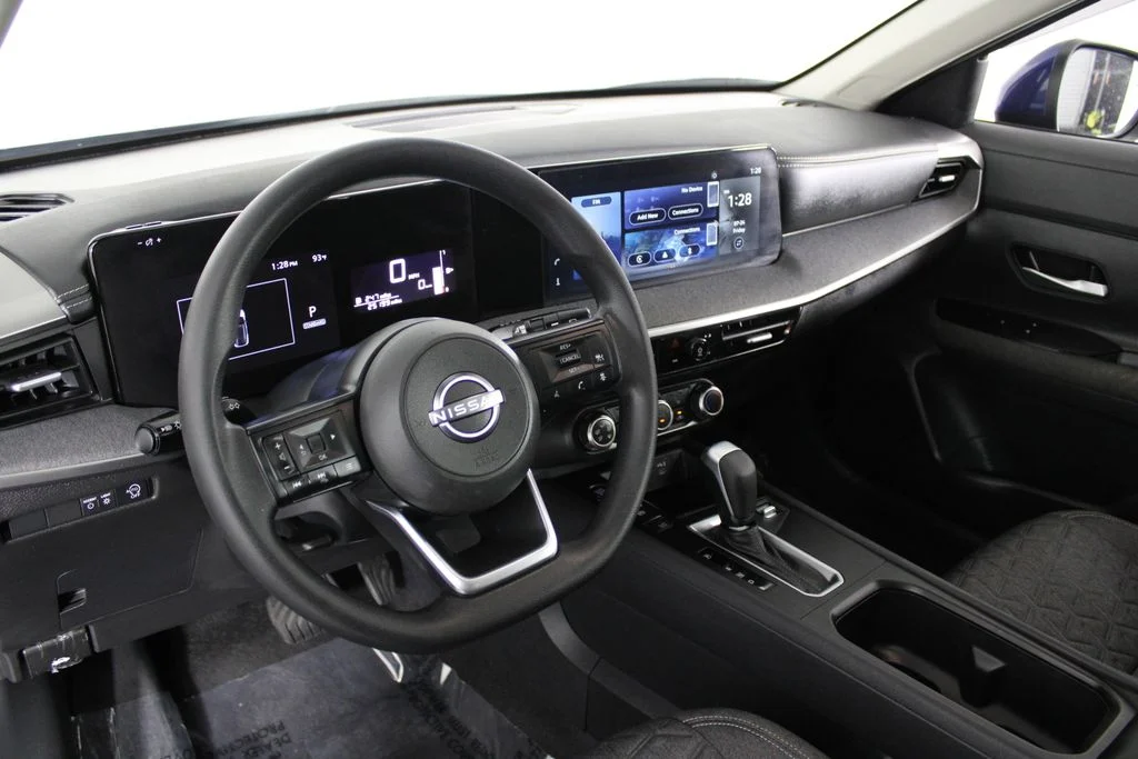 2025 Nissan Kicks SV - Photo 18