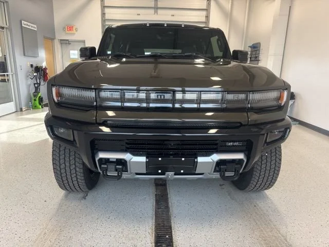 2026 GMC HUMMER EV 2X - Photo 10