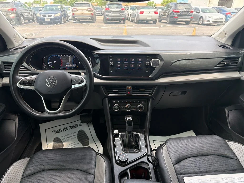 Used 2022 Gray Volkswagen 1.5T SEL image 15