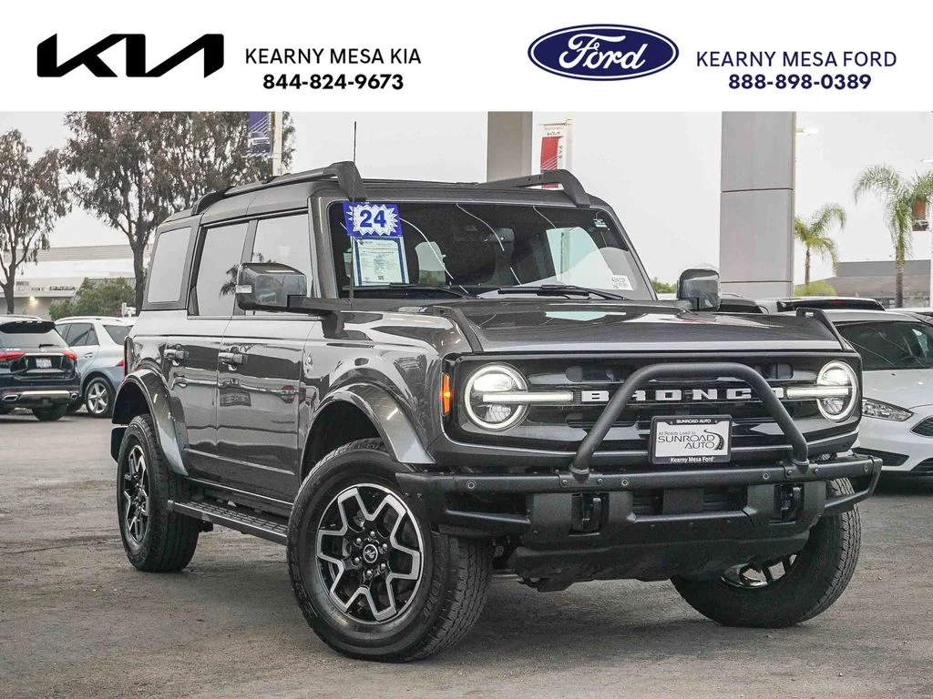 2024 Ford Bronco Outer Banks 4x4's photo