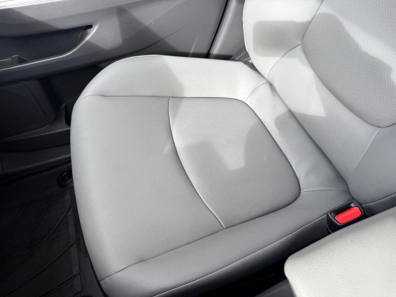 Used 2024 Pearl Toyota XLE image 27