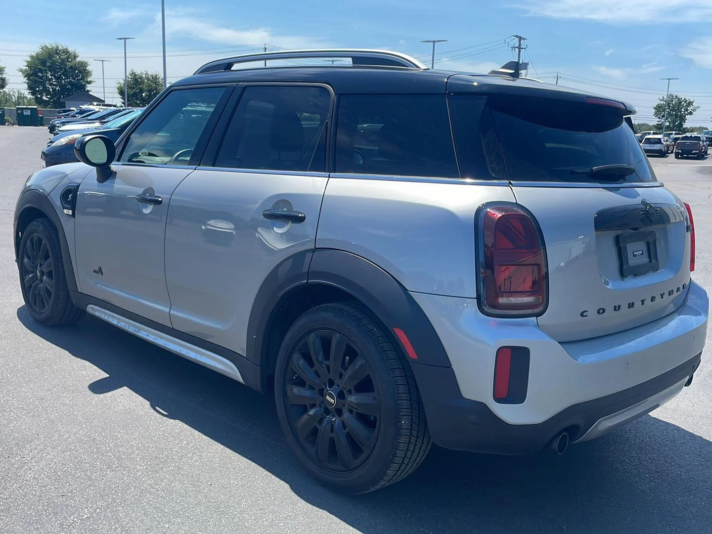 Used 2024 Melting Silver III Metallic MINI Cooper S image 13